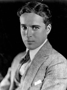 220px-Charlie_Chaplin_portrait