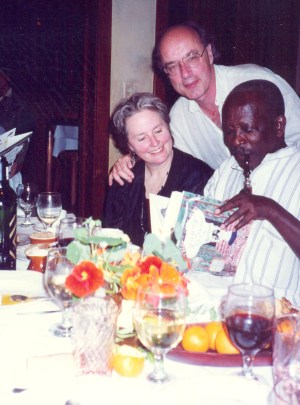 Tom Luddy, Alice Waters and Ousmane Sembène reading Fanny at Chez Panisse .