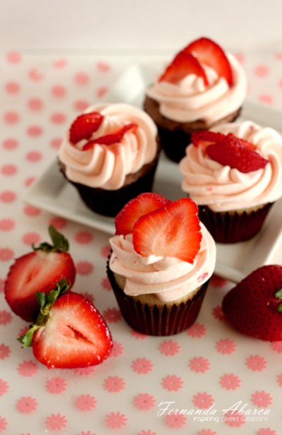 FernandaAbarcaStrawberryCupcakes