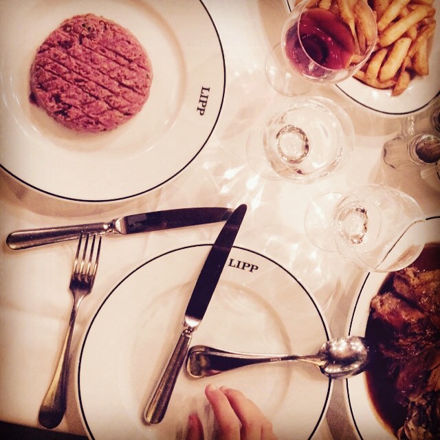 Still life, Brasserie Lipp.