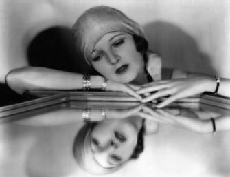 Corinne Griffith, circa 1930. Credit: Hulton Archive/Getty Images.