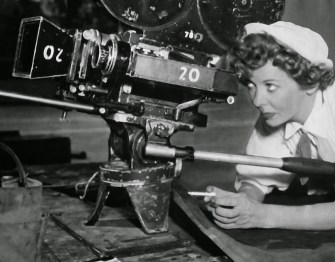 Ida Lupino directing Hard, Fast and Beautiful!