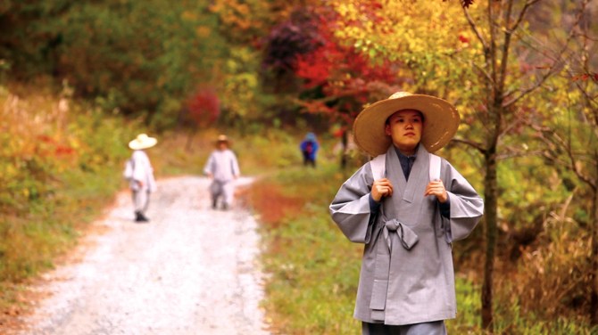 An image from Lee Chang-jae's On the Road.