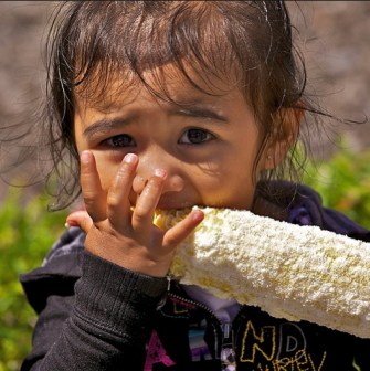 Kid_Eating_Corn