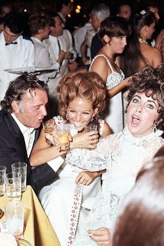 Richard, Claudia, Liz drinks.jpg