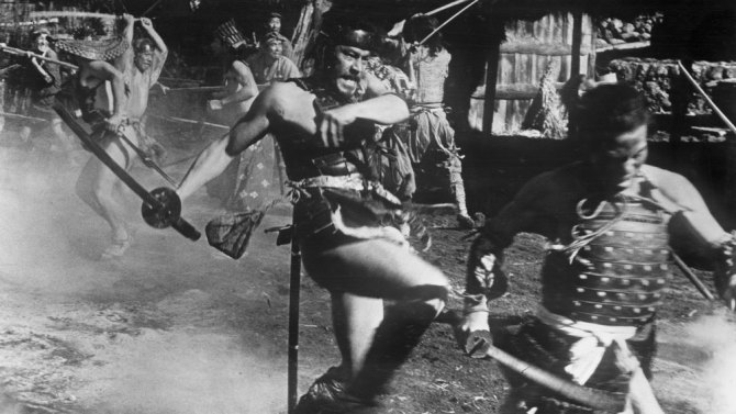 sevensamurai-kicking