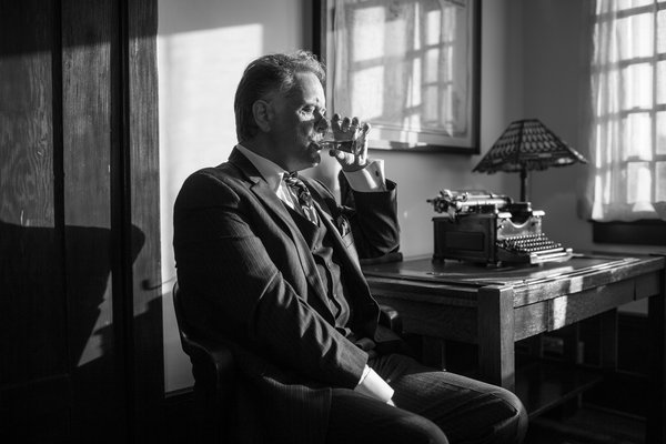 Eddie Muller channeling Dashiell Hammett.