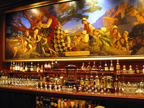 the-pied-piper-bar-maxfield.jpg